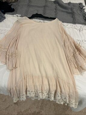 Paisley Vine 2XL Boho Lace-Hem Peasant Top - Light cream